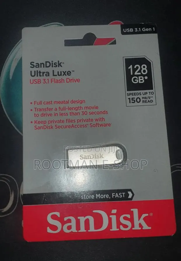 SanDisk Ultra USB 3.1flash Drive · Photo 1