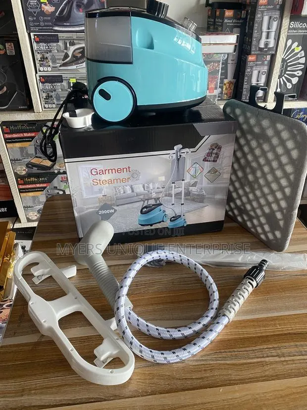 Garment Steamer With Hose and Hanger-Complete Set · Photo 1