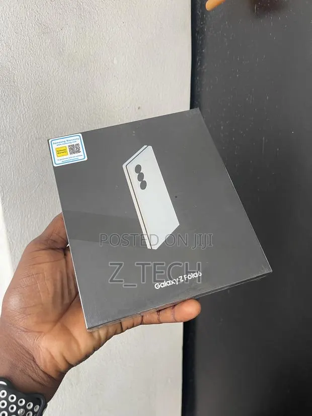 New Samsung Galaxy Z Fold6 512 GB Gray · Photo 1