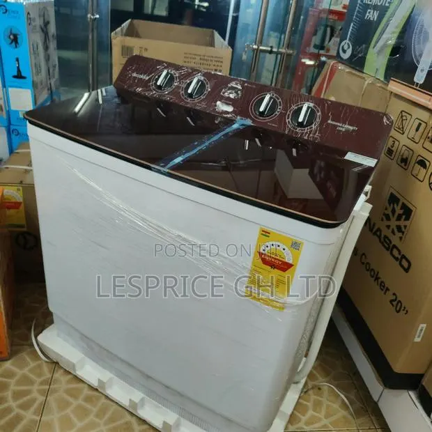 Clearance Sale on Our Finest 15kg Twin Tub Decakila Washing Machine · Photo 1