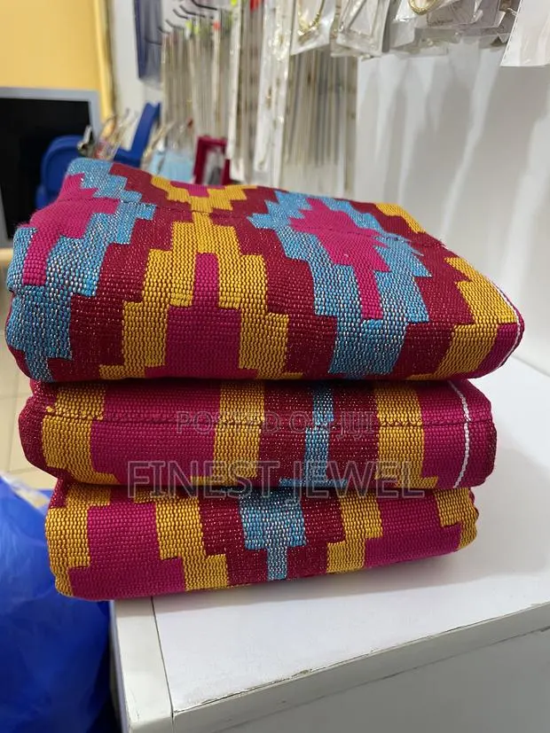 Agotime Kente · Photo 2