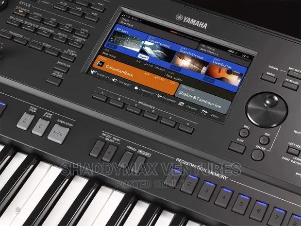 Yamaha SX700 Multiple Function Keyboard · Photo 1