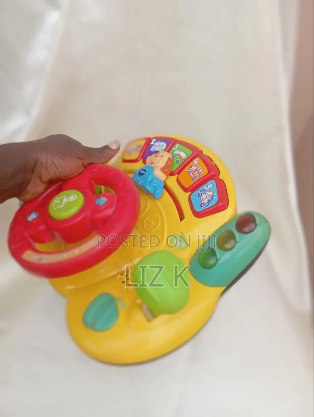 Kids Playing Toys · Photo 1