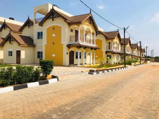 4bdrm House in Ashaley Botwe for rent · Photo 1