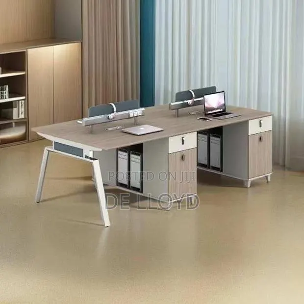 4 Seater Office Station · Photo 1