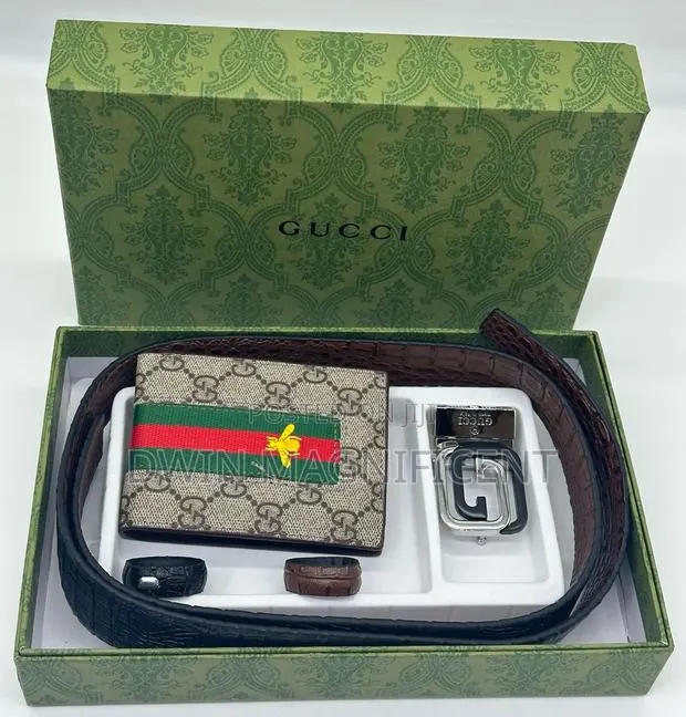 Gucci Belt and Wallet · Photo 1