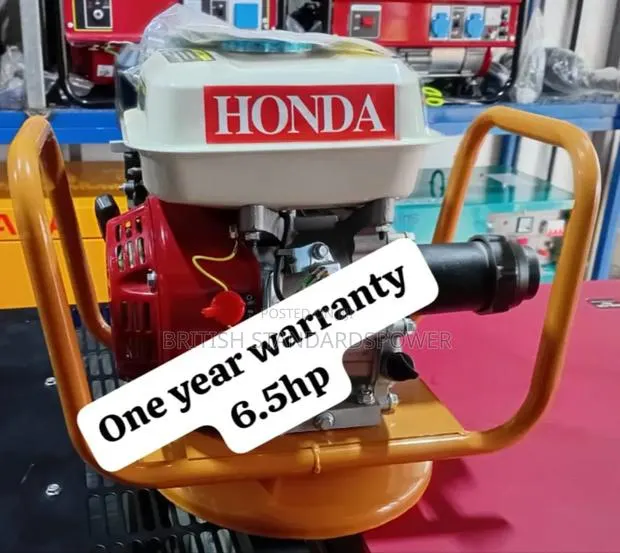 High Octane 6.5hp Petrol Concrete Vibrator · Photo 1