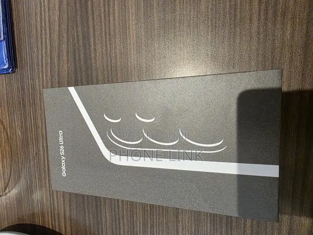 New Samsung Galaxy S26 Ultra 5G 1 TB Blue · Photo 1