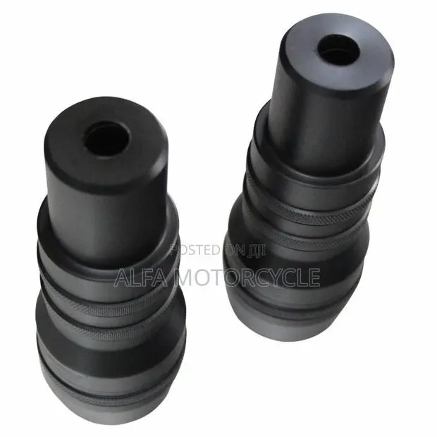 Yamaha MT-07 Engine Frame Slider Set 2014–2025 · Photo 1