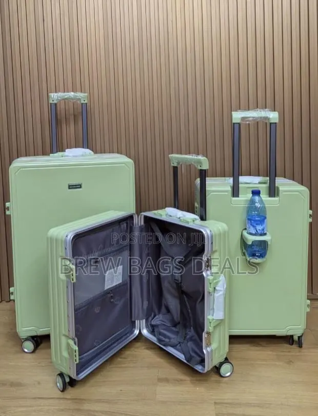Premium Luxury Zipless 3set With Bottle Holder Suitcase. · Photo 1