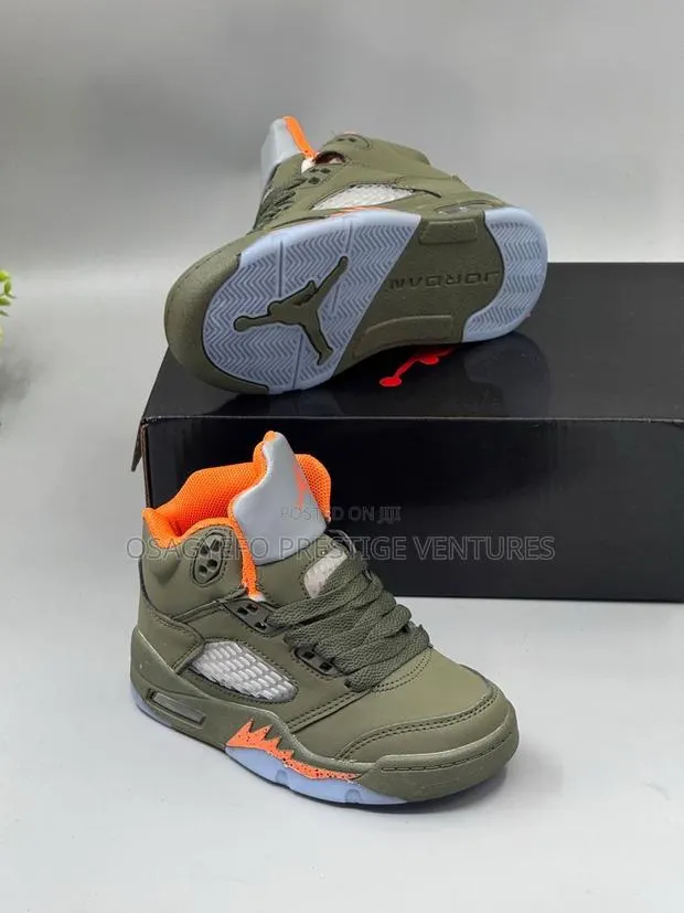 Quality Kids Nike Jordan Sneakers · Photo 3