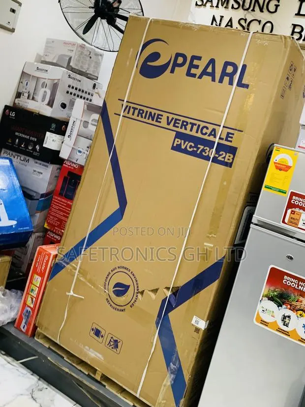 Reliable Best Pearl PVC-730 Double Door Display Fridge · Photo 1