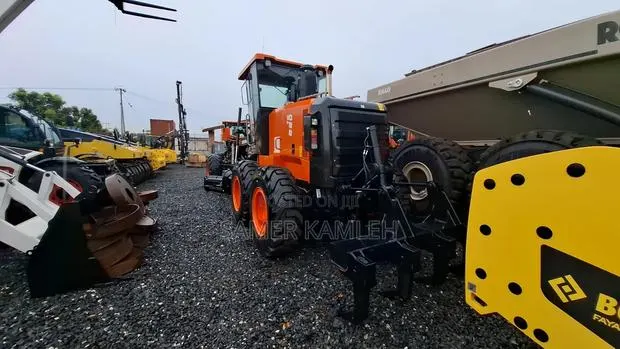 Motor Grader · Photo 1