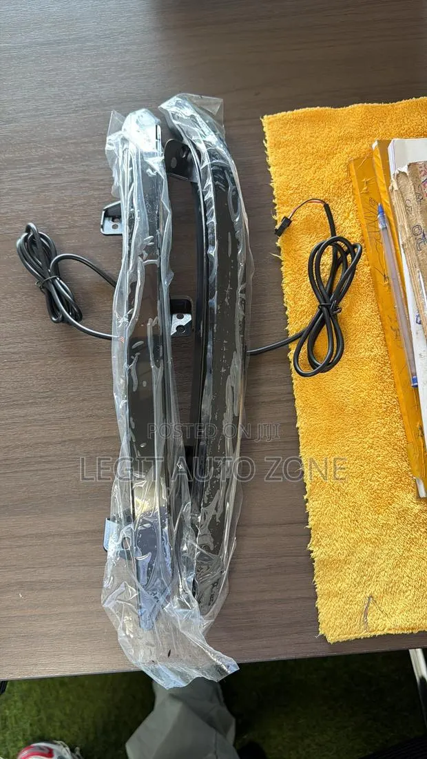 Honda Accord 2019,2018,2020,2021,2022, Back Bumper Reflector LED · Photo 1