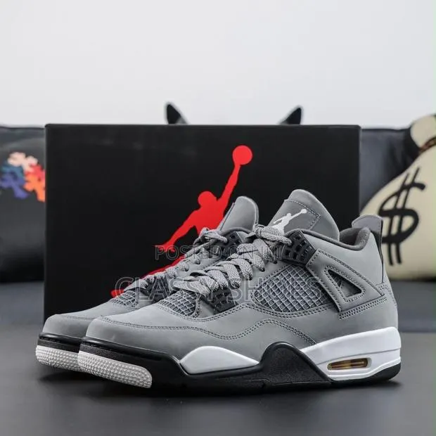 Jordan Retro 4 Cement · Photo 1