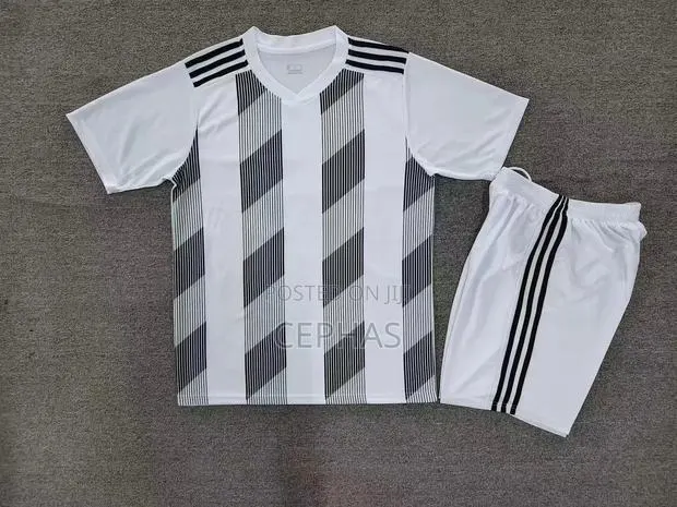 Jersey Set · Photo 1