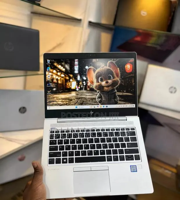 Laptop HP EliteBook 830 G6 8GB Intel Core i5 SSD 256GB · Photo 1