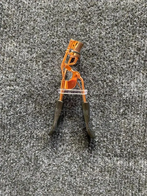 Make Up Eyelash Curler Stainless Steel Women Beauty · Photo 1