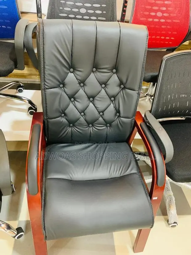 Executive Visitors Chair / Block Chair · Photo 1