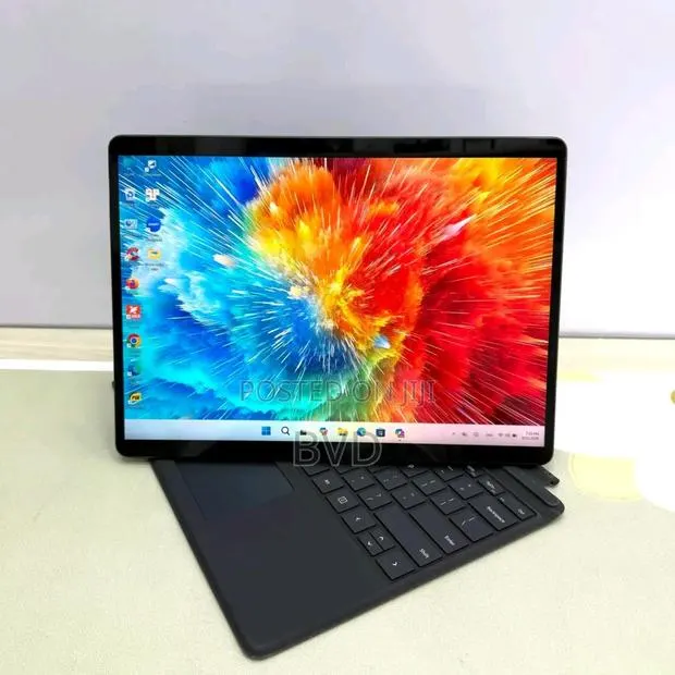New Laptop Microsoft Surface Pro 9 16GB Intel Core i7 SSD 512GB · Photo 1
