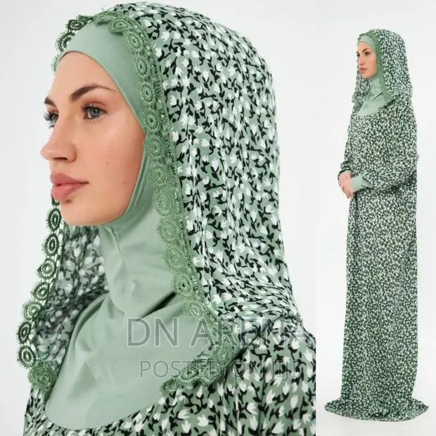 Luxury Muslim Women Prayer Clothing · Photo 1