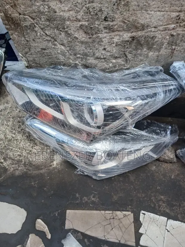 Hyundai Santa Fee 2016 2017 Model Headlight Home Use Normal One · Photo 1