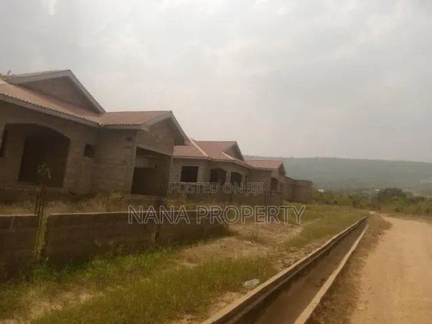 Two Plots of Land for Sale in a Gated Community · Photo 1