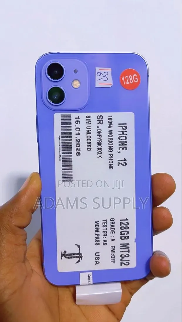 Apple iPhone 12 128 GB · Photo 1
