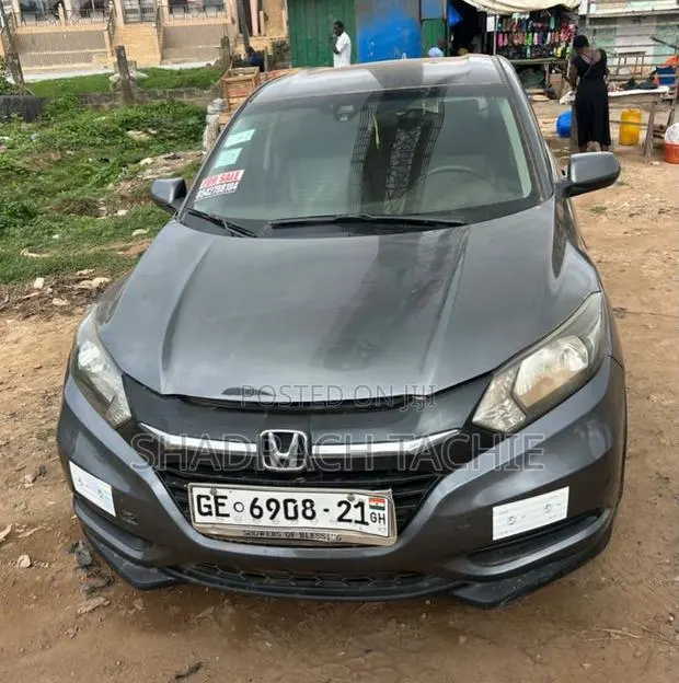 Honda HR-V 4dr SUV (1.5L 4cyl CVT) 2016 Gray