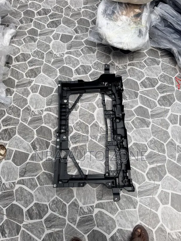 Toyota Yaris iA 2016-2018 Radiator Support Frame · Photo 1