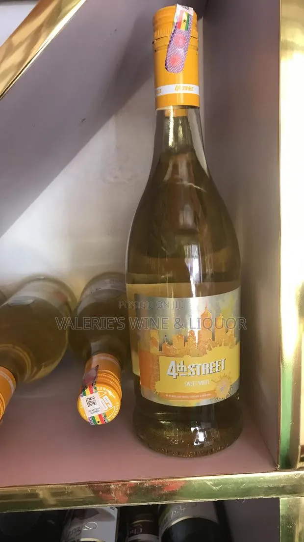4th Street Sweet White Wine - 750 Ml · Photo 1
