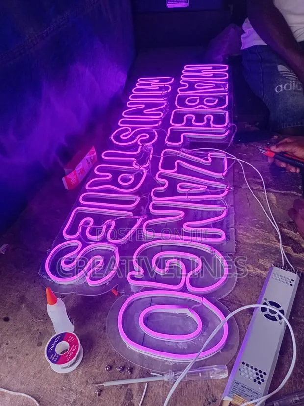 Studio Neon Lights · Photo 1