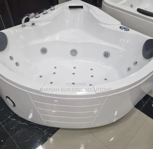 Luxury Jacuzzi Bathtub – Your Personal Home Spa Experience · Photo 1