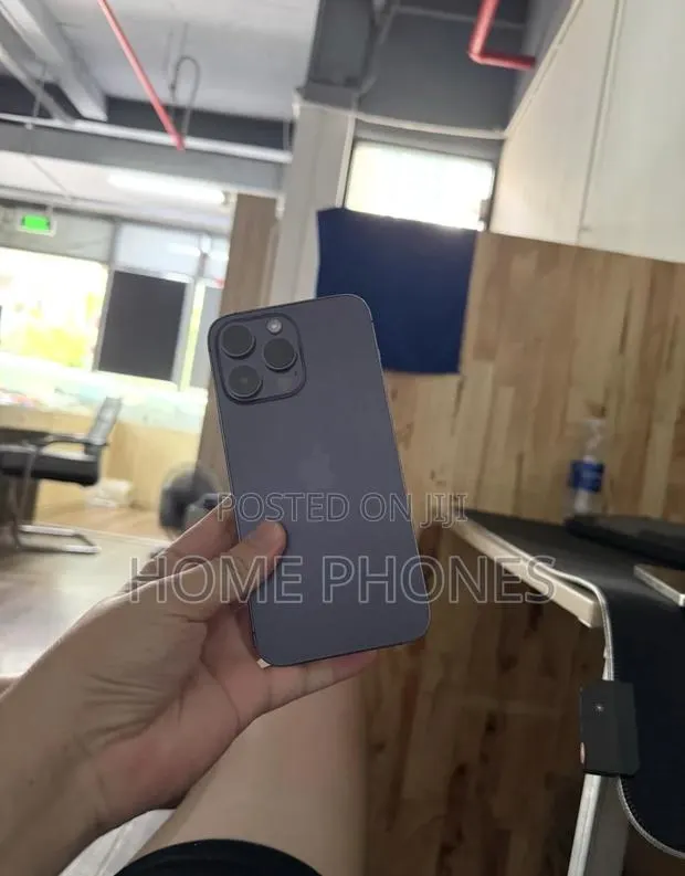 Apple iPhone 14 Pro Max 256 GB Purple · Photo 1