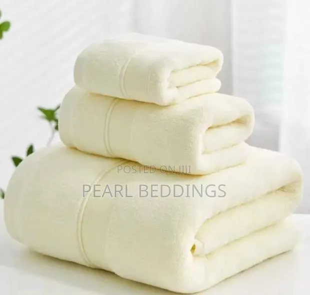Super Quality and Comfortable 3pcs Water Absorbent Bath Towel Set · Photo 1
