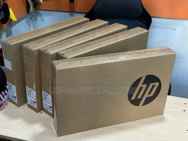 New Laptop HP EliteBook X360 1040 G9 16GB Intel Core I7 SSD 512GB · Photo 1
