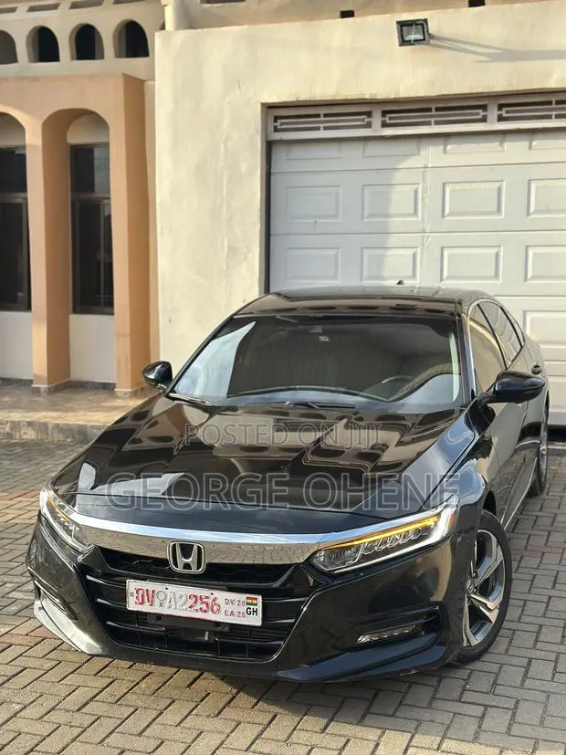 Honda Accord EX-L (1.5L 4cyl Turbo CVT) 2019 Black · Photo 1