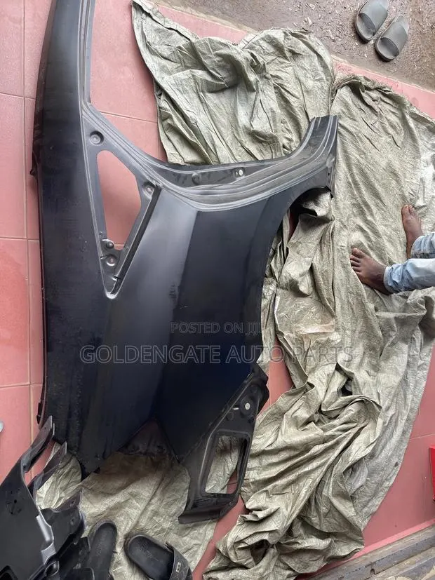 Honda Civic 16 Back Fender · Photo 1