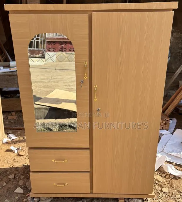 Wadrobe Pecker (Delivery Before Payment) · Photo 1