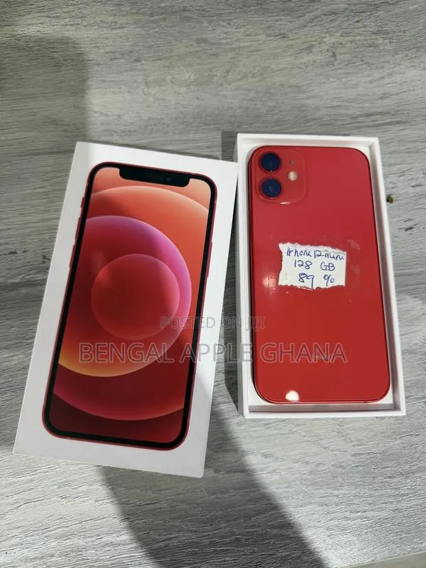 Apple iPhone 12 mini 128 GB Red · Photo 1
