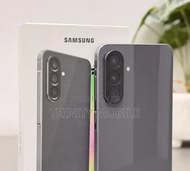 New Samsung Galaxy A17 5G 256 GB Black · Photo 1