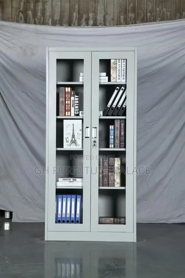 Metal Cabinet Plain Glass · Photo 1