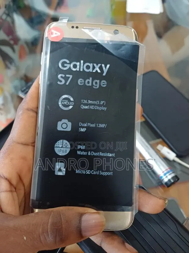 Samsung Galaxy S7 edge 32 GB Gold · Photo 1
