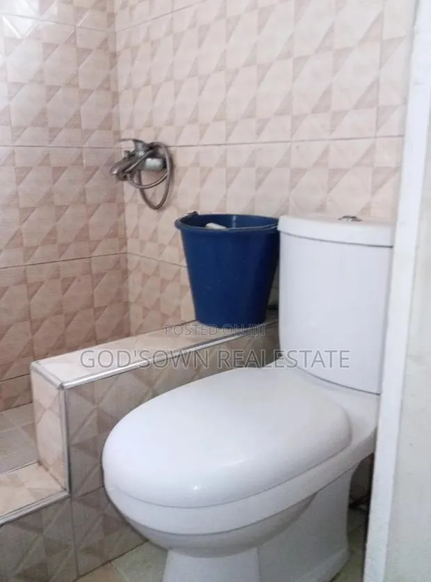 Short Stay · Photo 3