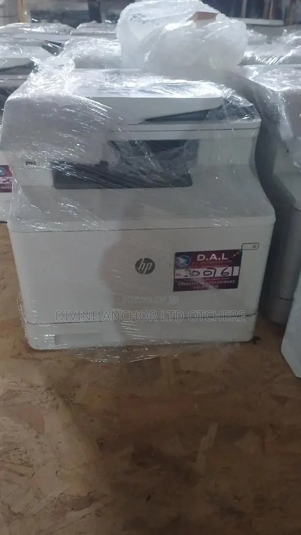Hp M477 Colour Printer · Photo 1