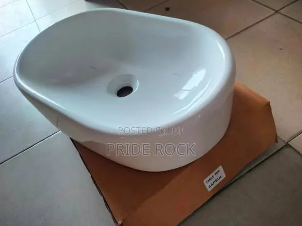 White Counter Top Basin, Pedicure Basin · Photo 1