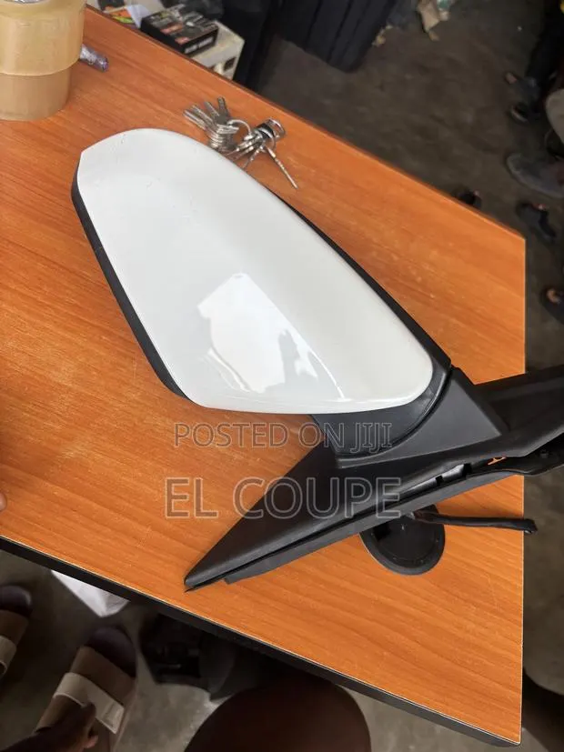 2016-2017-2018-2019-2020-2021 Honda Civic Side Mirror · Photo 1