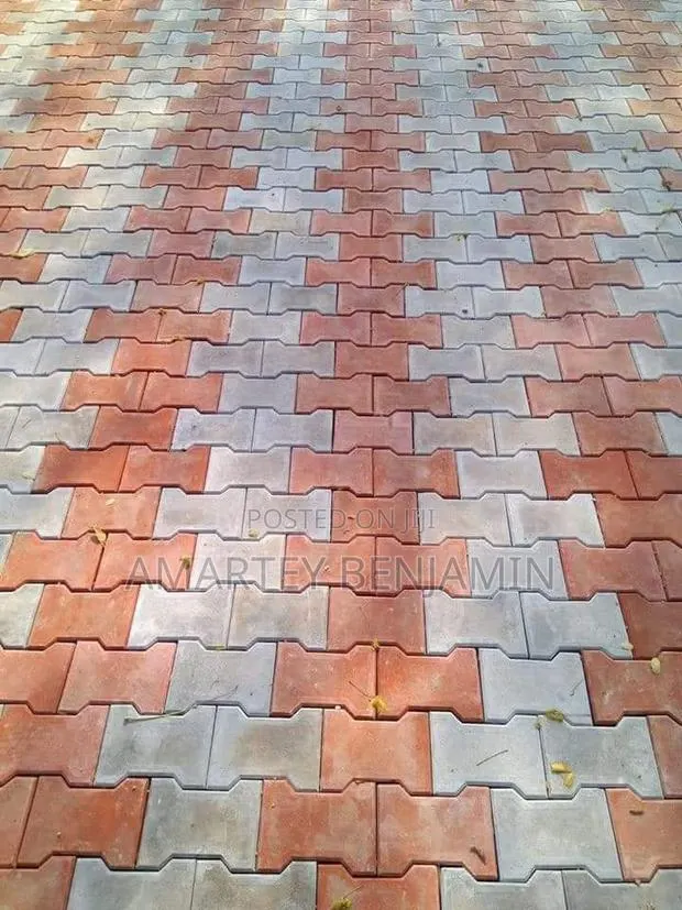 Shabo1 Pavement Gh · Photo 1