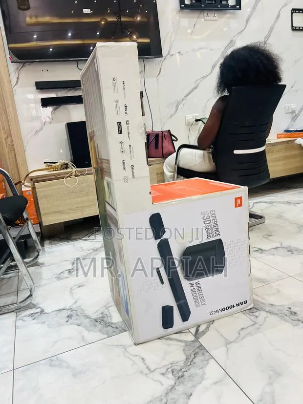 Quality Yet Affordable JBL Bar 1000 Mk2 7.1.4channel Sound Bar System · Photo 1