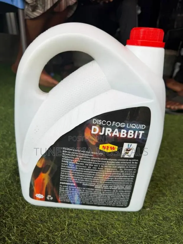 Djrabbit Disco Fog Liquid in a 4.5kg Container. · Photo 1